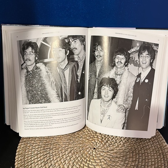 Parragon Publishing JOHN LENNON: UNSEEN ARCHIVES Marie Clayton & Garett Thomas - Picture 3 of 4